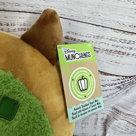 Disney Parks Munchlings Scented Mike Wazowski Avocado Bagel Plush 13 1/2 In New - Picture 5 of 6